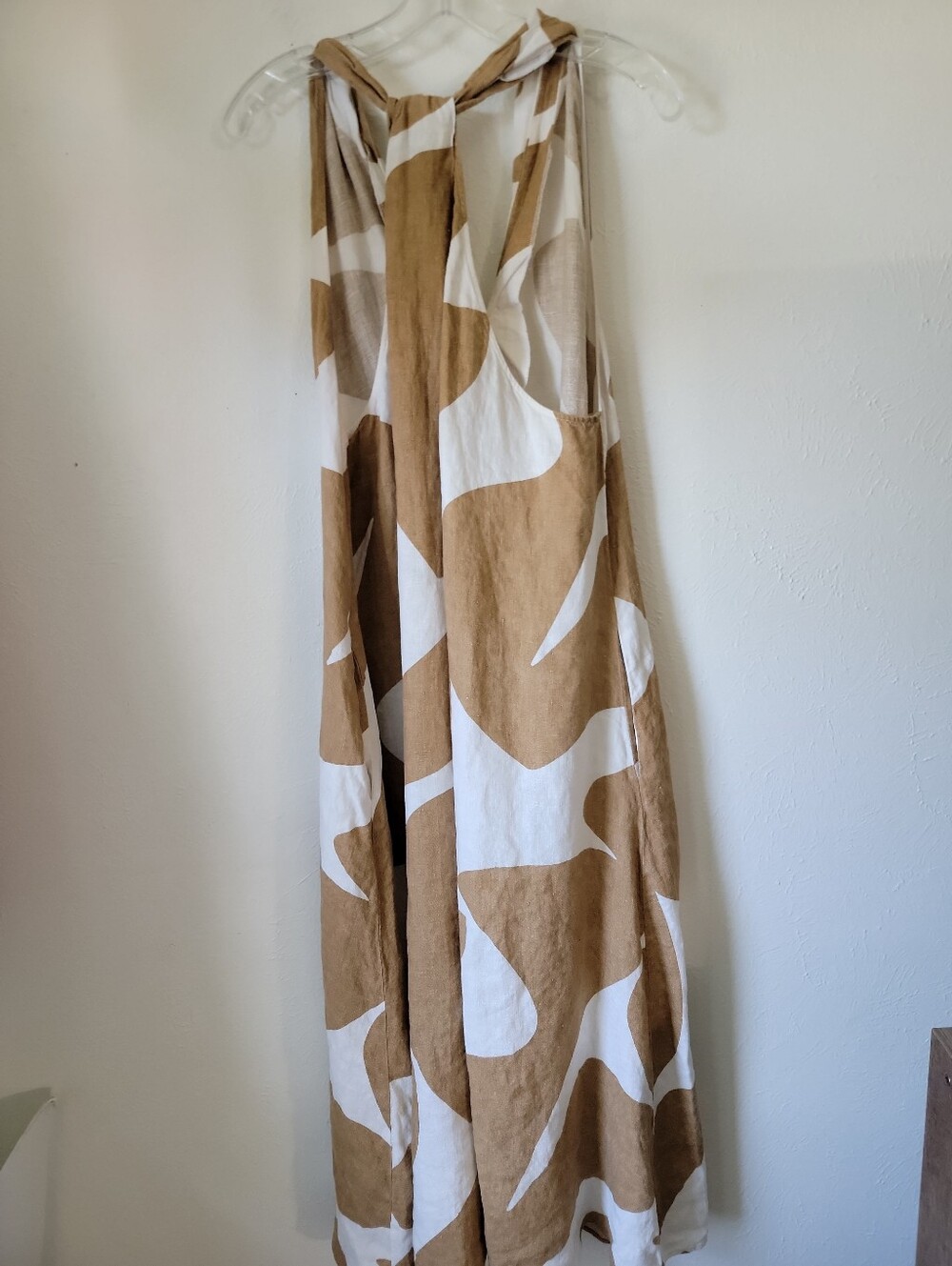 Banana Republic Beige and Cream Halter-Style 100% Linen Maxi Dress - Picture 11 of 12